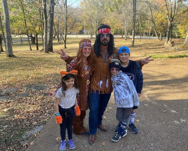 Loreili Hutch, her husband Jesse Hutch and their lovely three children